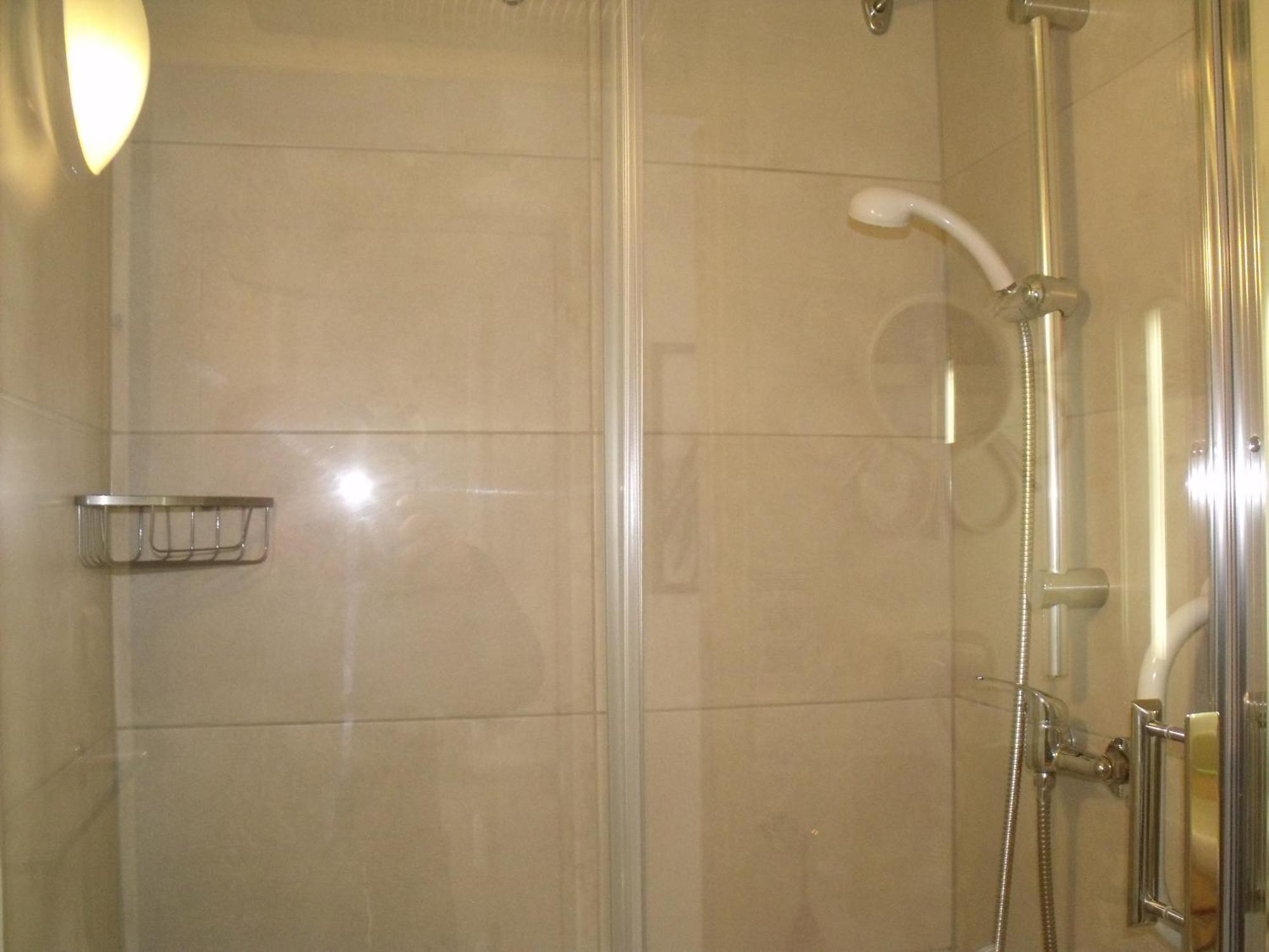 Appartement T2, 7 Jours Minimum, Climatise, 3 Etoiles, 40M2 ,Parking Prive, Mer 300M, Wifi, Piscines, Tres Propre, Ascenseurs, En Etage Le Grau-du-Roi Eksteriør billede